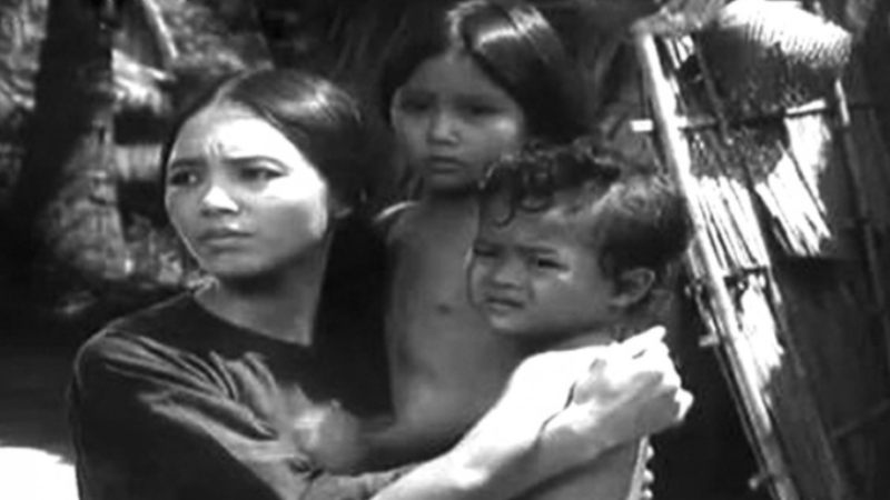 soan-bai-me-vang-nha-bo-phim-tuyet-dep-ve-nhung-dua-tre-thoi-chien-tranh-1 soạn bài mẹ vắng nhà - bộ phim tuyệt đẹp về những đứa trẻ thời chiến tranh