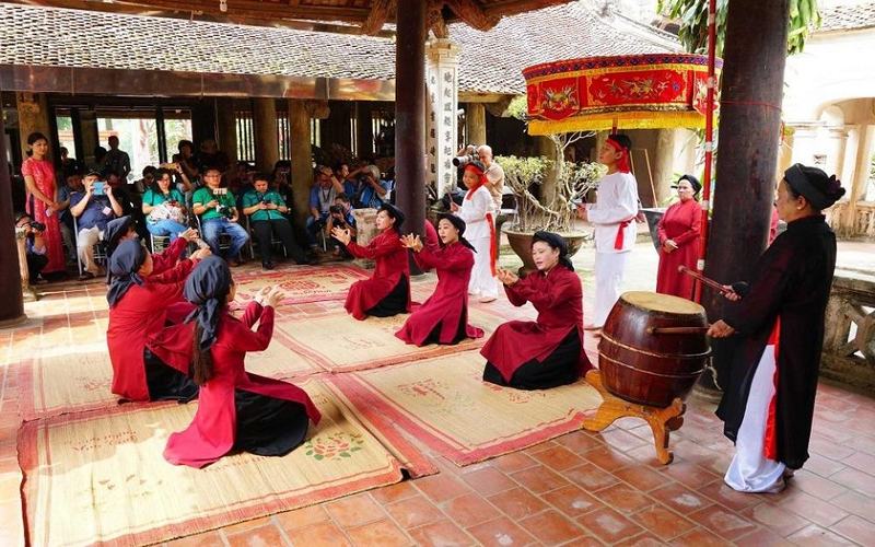 tho-ve-le-hoi-1 Thơ về lễ hội