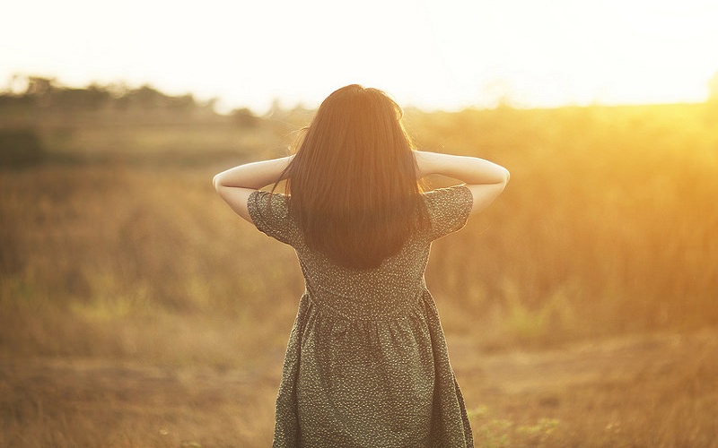 tho-ve-nang-va-em Thơ về nắng và em