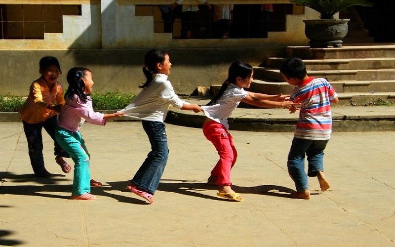 tro-choi-dan-gian-rong-ran-len-may Trò chơi dân gian rồng rắn lên mây