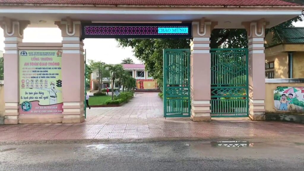 Cô Giáo Trần Thị Lâm Hồng: Tấm Gương Sáng Về Đổi Mới Và Tận Tụy Trong Ngành Giáo Dục