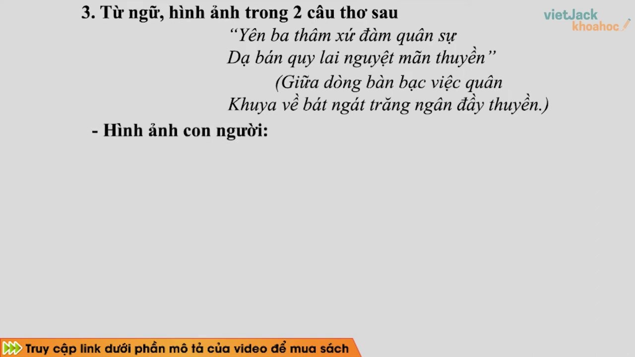 Hình ảnh kết hợp giữa vẻ đẹp cổ điển của ánh trăng và hình tượng hiện đại của người chiến sĩ.